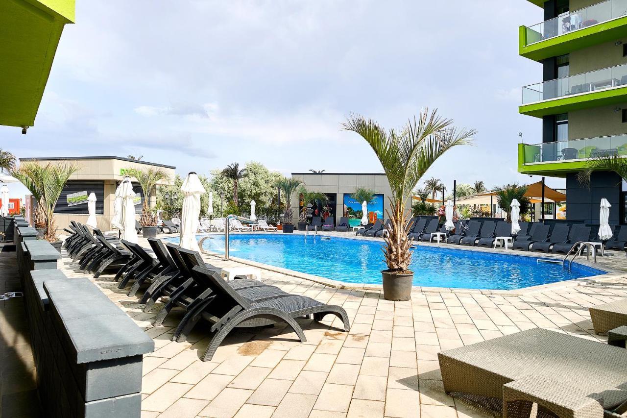 Opal Luxury Apartment 92 Spa N Pool Beach Resort Năvodari المظهر الخارجي الصورة