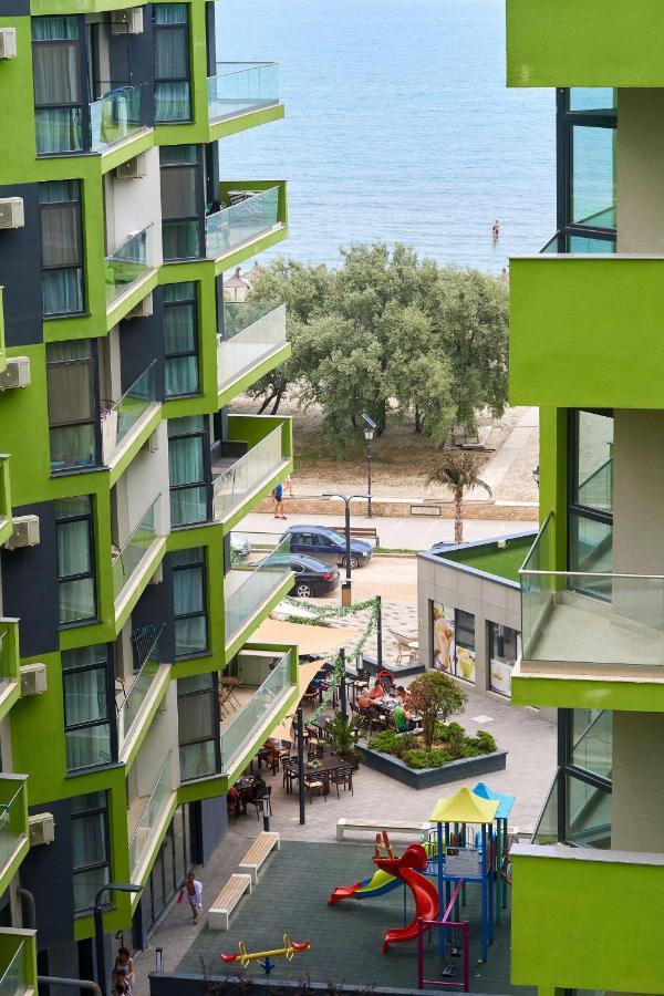 Opal Luxury Apartment 92 Spa N Pool Beach Resort Năvodari المظهر الخارجي الصورة